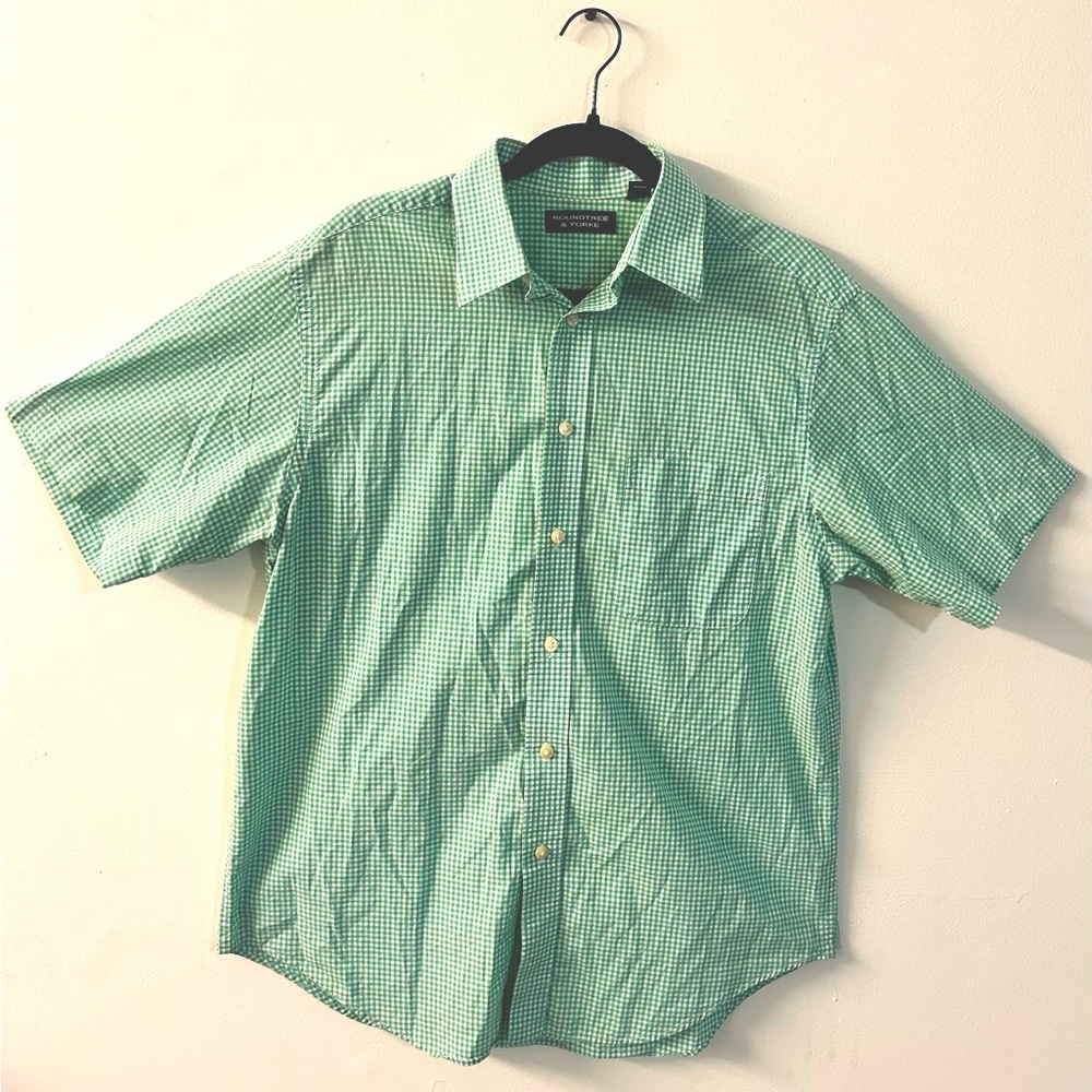 Roundtree & Yorke Button Down